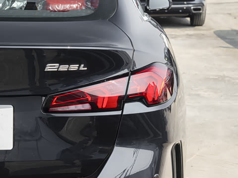 2025�� 225L M�˶���װ