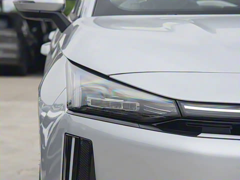 2025�� EM-i 60km ������