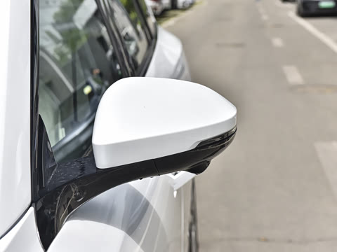 2025�� 210Ultra�Ǽݰ� 5��