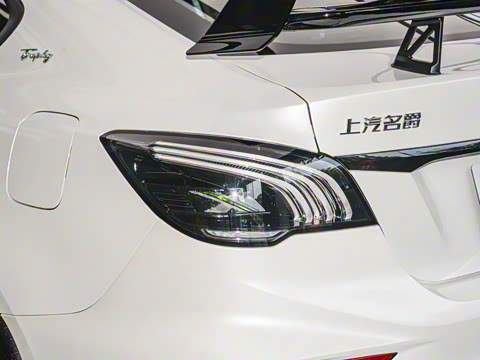 2025�� 1.5T XLINE �����