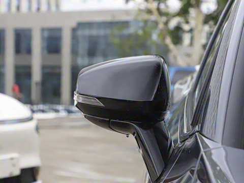 2025�� 2.0T ��������