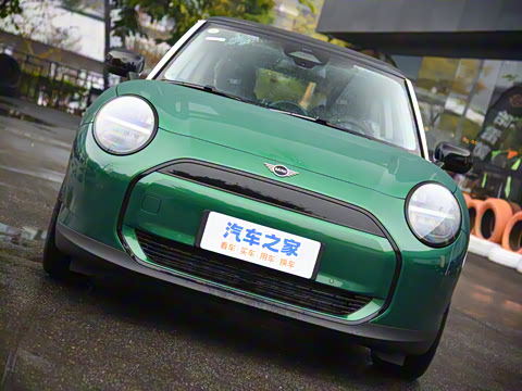 2025�� 456km COOPER E ������