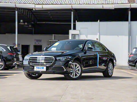 2025�� S 400 L ������