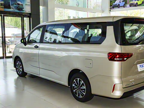 2025�� 1.6L �ֶ����������� 5��