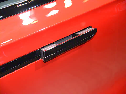 2025�� 2.0T ������������˹��