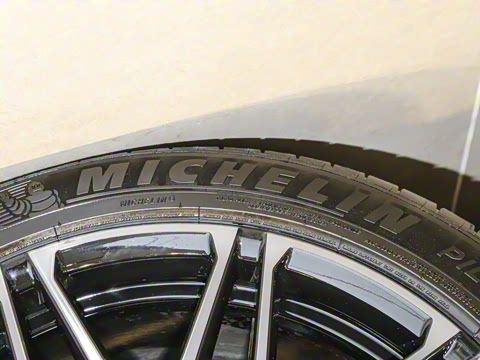 2023�� X5 M ������