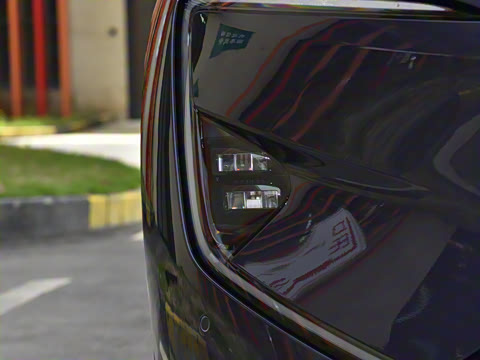 2025�� Ultra���������