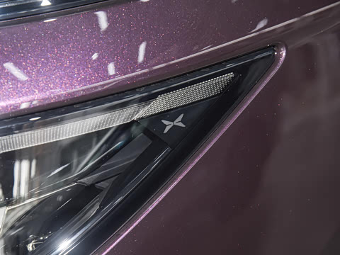 2025�� 650������ Max