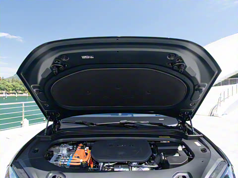 2025�� ���� Ultra�� 52kWh 5����