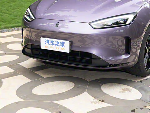 2025�� ����   Ultra ������