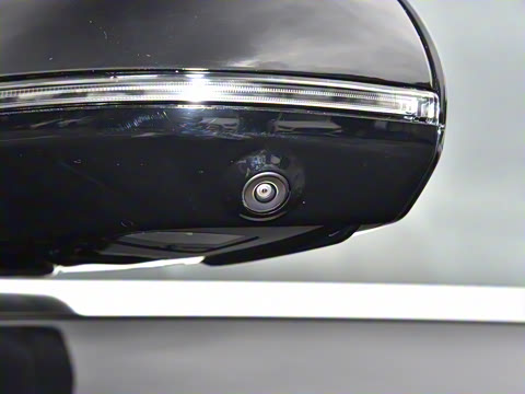 2025�� �Ŀ� E 300 L ������