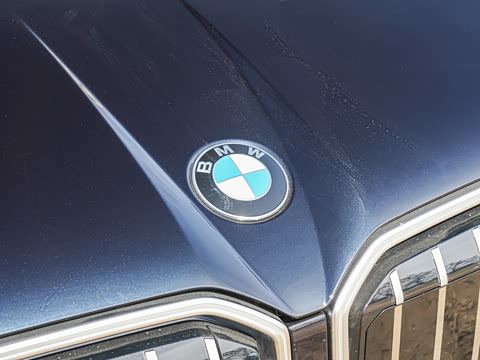 2025�� xDrive30L ������ M�˶���װ