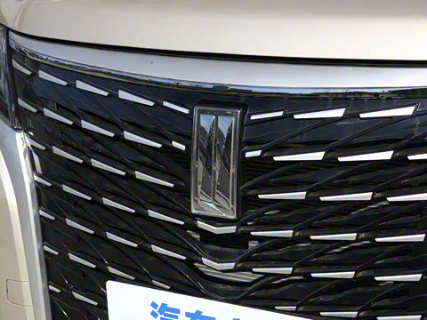 2025�� 1.6L ���������� 7��