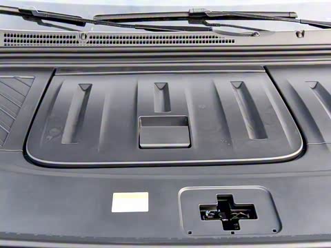 2025�� EV �������������