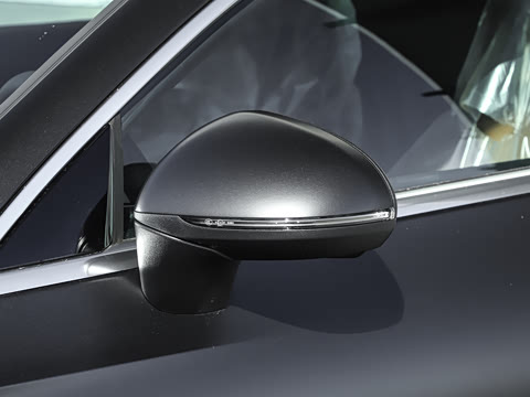 2025�� CLE 260 ���ܳ�