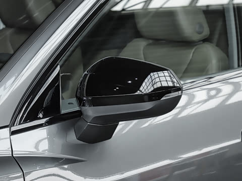 2025��  quattro 45�����ذ� 40TFSI ʱ����