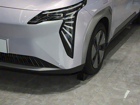 2023�� Plus 610 ������