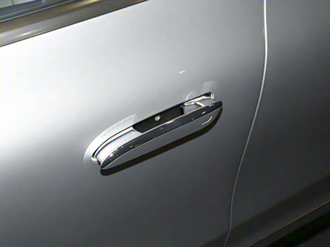 2025�� 500 4MATIC ������