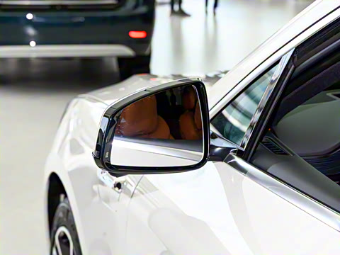 2025�� ����   Ultra ������