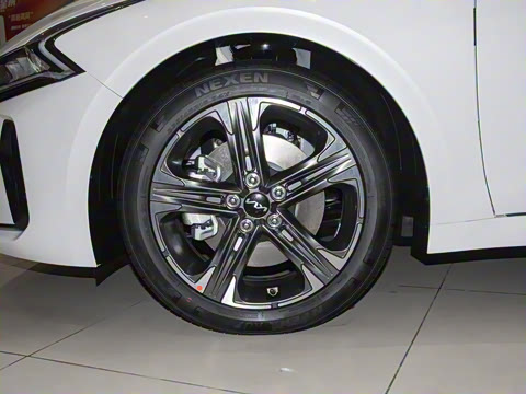 2025�� 2.0T ����