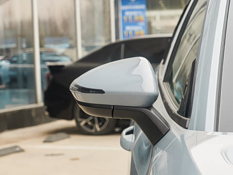 2025�� EM-i 60km ������