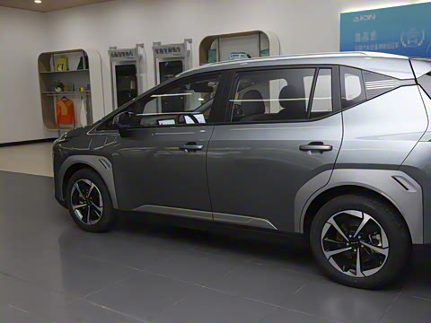 2025�� Plus 510 ������