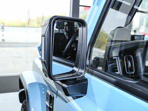 2025�� 2.0T ����