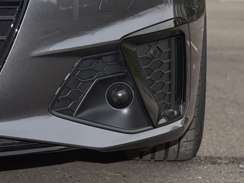 2025�� 200���������� 45 TFSI quattro ��ѡ������