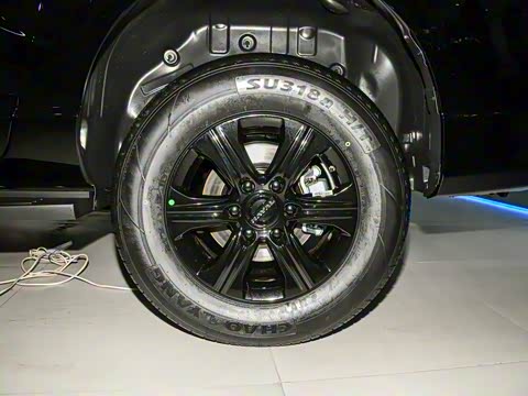 2025�� 2.0T�Զ�������Ӣ�� ����