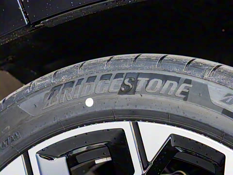 2025�� xDrive30L ������ M�˶���װ