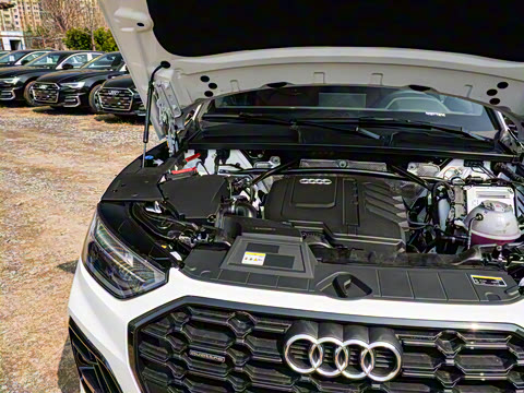 2025�� 45�����ذ� 40 TFSI ����������