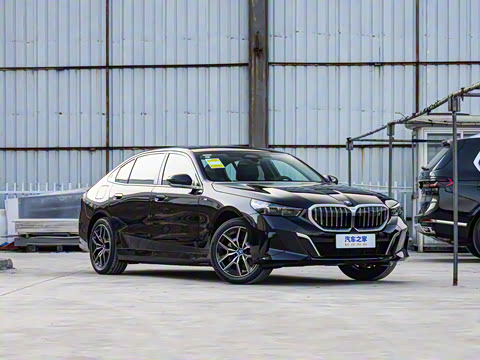 2025�� eDrive 40L M�˶���װ