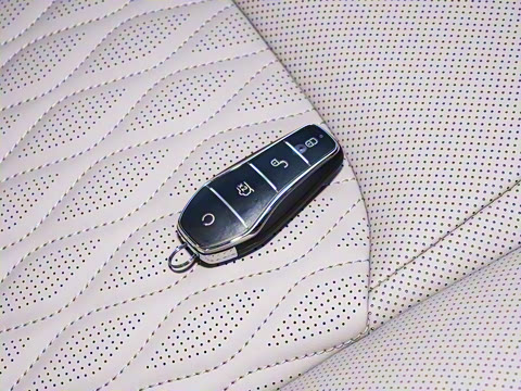 2025�� EV �Ǽݰ� 506KM�����