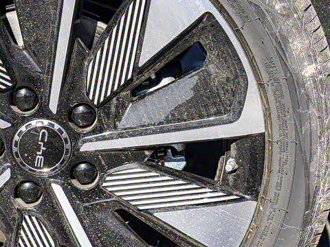 2025�� EV �Ǽݰ� 605km �콢��