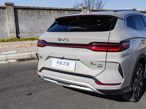 2025�� EV �Ǽݰ� 605km �콢��