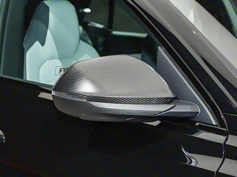 2025�� RS Q8 4.0T 45��������