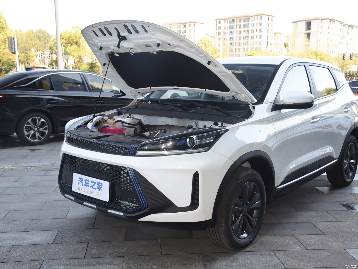 汽车之家>汽车图片>凯翼>炫界proev>2023款401km悦享版>1400_1050