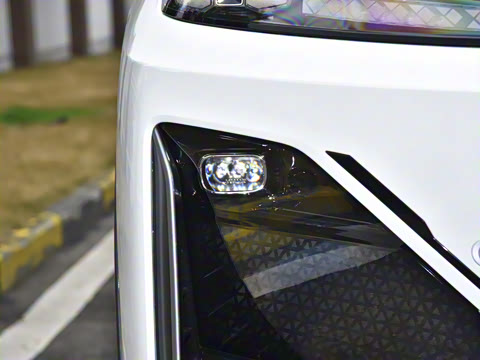 2025�� 628Max ��ΪǬ���Ǽ�ADS SE�����