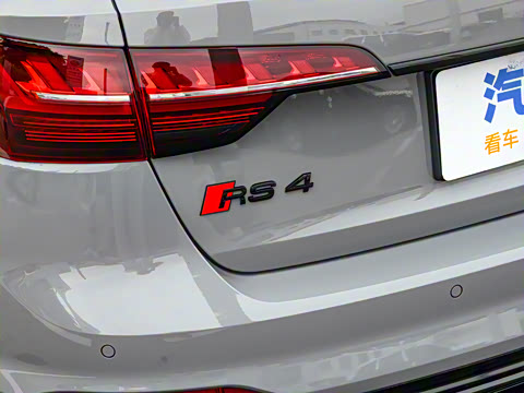 2024��  RS4 Avant ȼ���