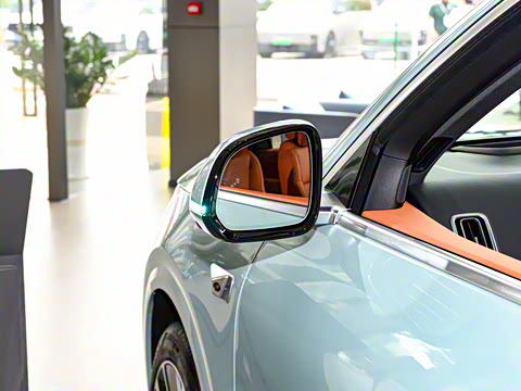 2025�� Max ���ܻ��°�