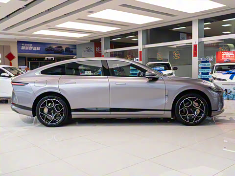 2025�� ��������� 710�콢��