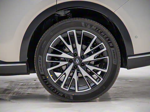 2025�� 215�콢PLUS