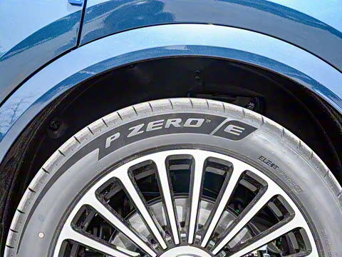 2025�� ���� Ultra�� 53.4kWh 5����