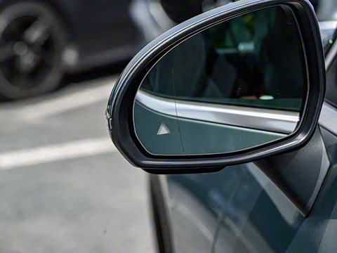 2025�� �Ŀ� GLC 260 L 4MATIC ������