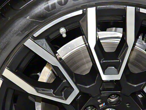 2023�� xDrive 40Li M�˶���װ