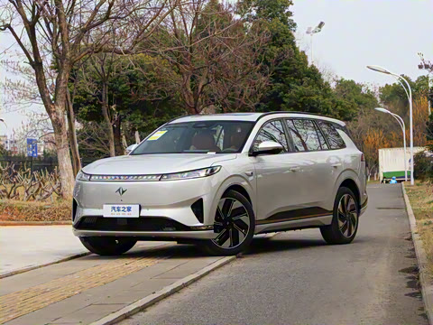 2025�� 210Max���Ȱ� 6��