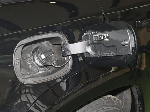 2025�� 130 3.0T P400 Զ���ر��