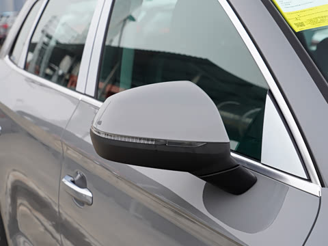 2025�� 40 TFSI ʱ�ж�����