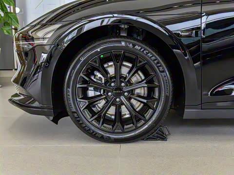 2025�� �����������Ǽݰ� 100kWh