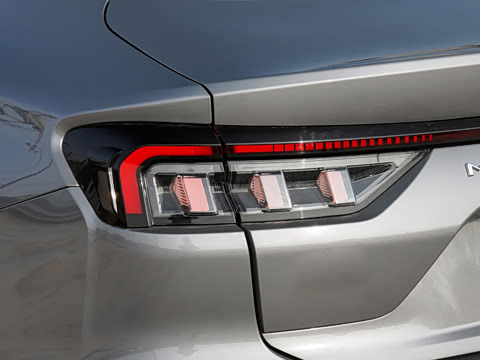 2023�� EcoBoost 245 ������